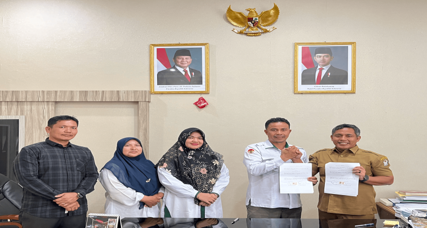 MAN 1 Aceh Barat Perkuat Komitmen Lingkungan melalui Penandatanganan MoU Bersama Kepala Dinas DLH
