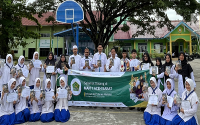 MAN 1 Aceh Barat Raih Penghargaan Sekolah Aktif Literasi Nasional dalam Festival Literasi Aceh
