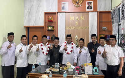 Inovasi Kelas Internasional dan Kedinasan Sekaligus Penerapan Ekoteologi di MAN 1 Aceh Barat Bersama Kakanwil Provinsi Aceh